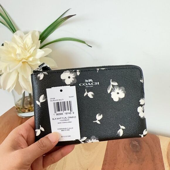 NWT Coach Corner Zip Wristlet With Floral Print - Picture 5 of 5